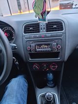 Volkswagen Polo 1.6 TDI 66kW - 6R TÜV bis 11/2026 wenig KM - Volkswagen Polo aus 2011: W