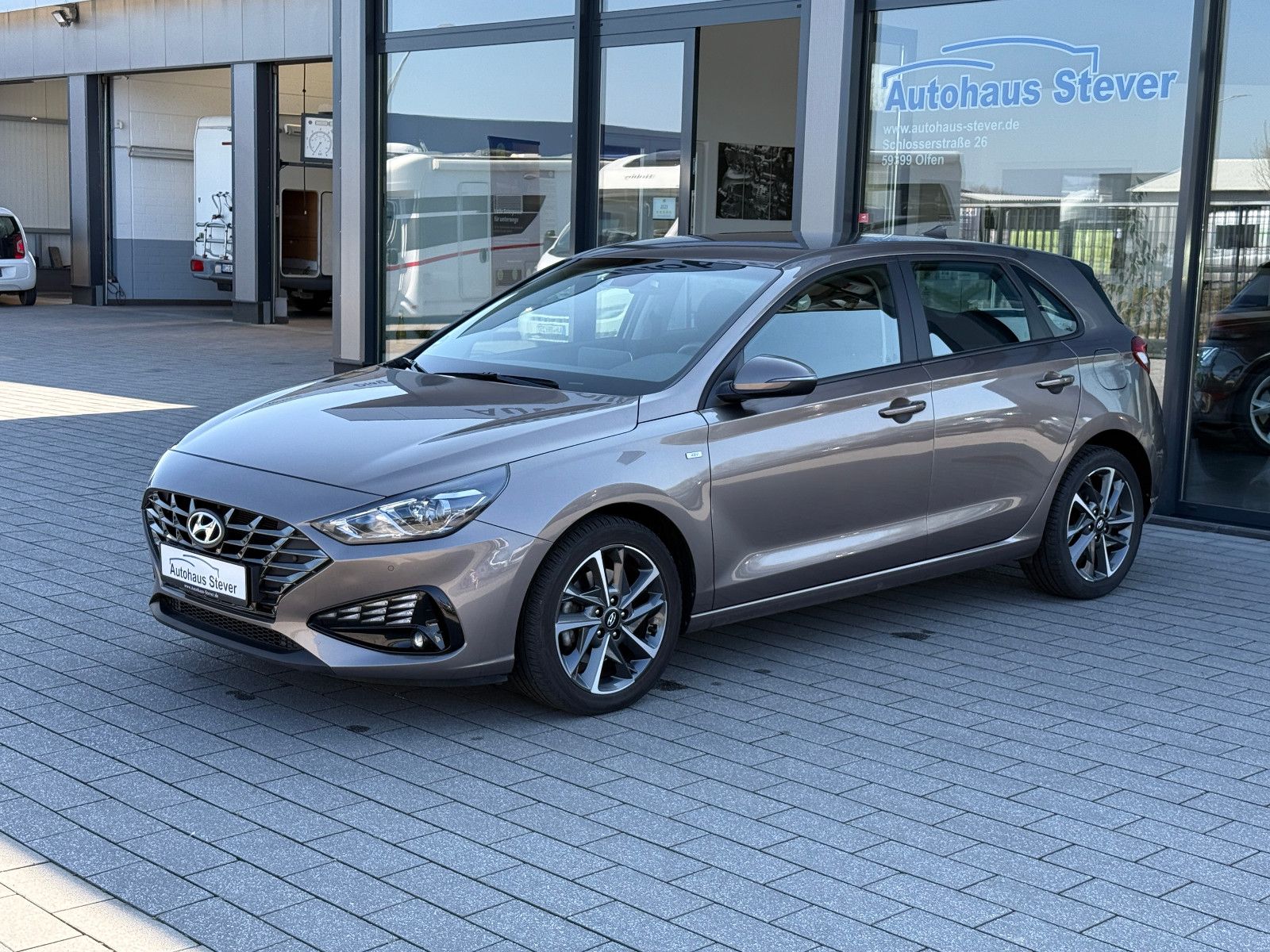Hyundai i30 Trend Mild-Hybr.48V NAVI CAM KLIMA ALLWETTER imagem 3