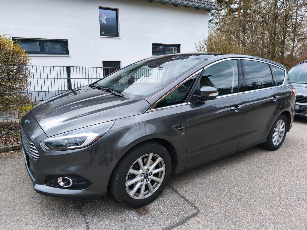 Image of Ford S-Max