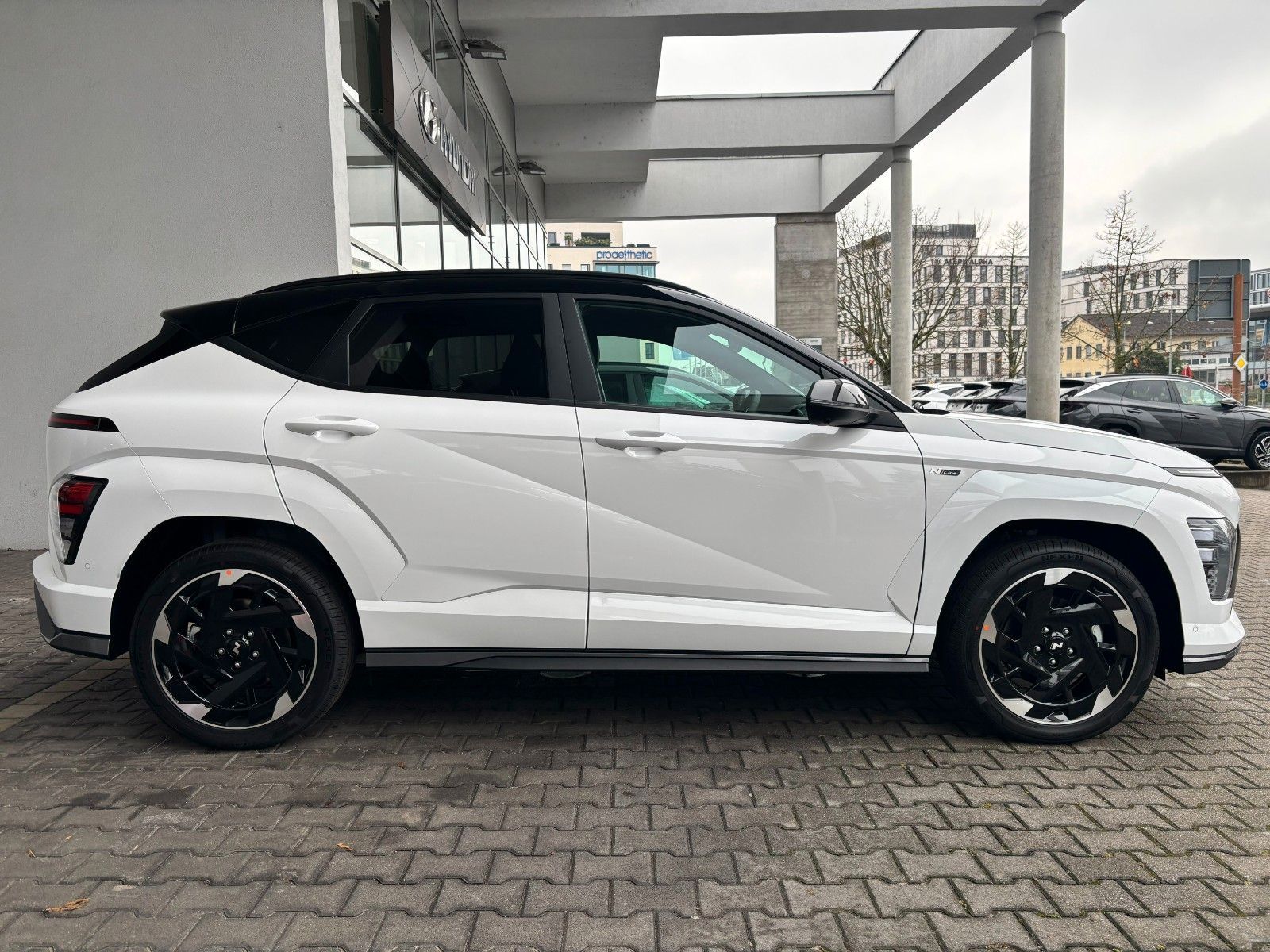 Fahrzeugabbildung Hyundai Kona Elektro 64 N Line X 360,HUD,Kamera,LED,Navi