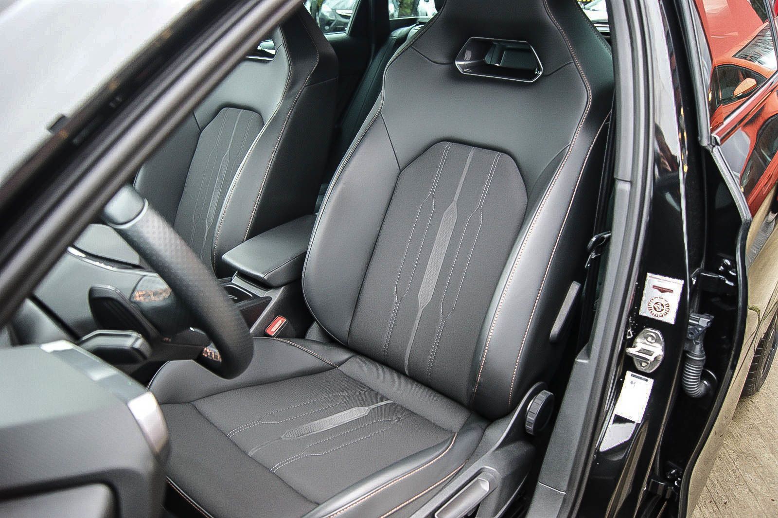 Fahrzeugabbildung CUPRA Leon Sportstourer e Hybrid DSG XL-VISION 1.HAND