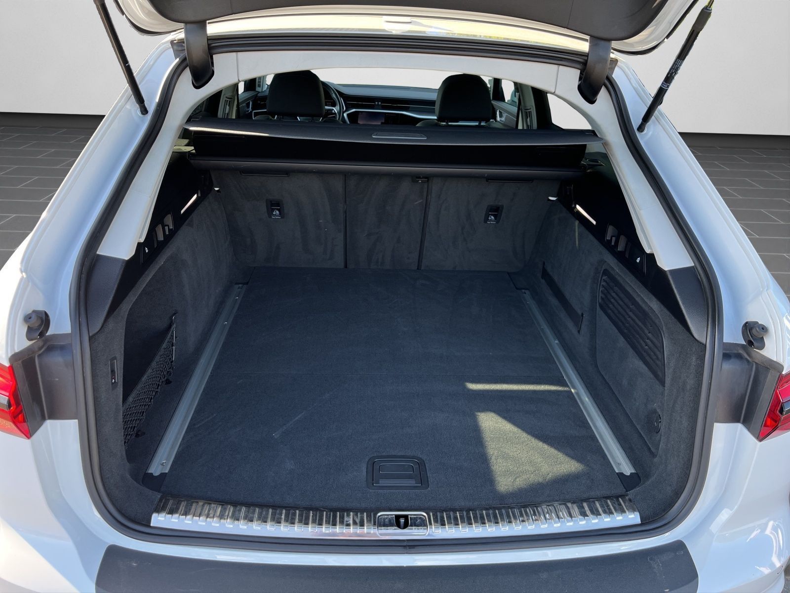 Audi A6 - Bild 16