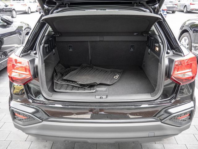 Q2 35 TFSI S tronic PDC SHZ KAMERA NAVI LED