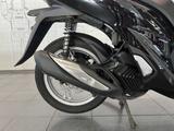 Honda SH 150 i inkl. Smart Topcase - 1. Hand - - HONDA ROLLER SH150I