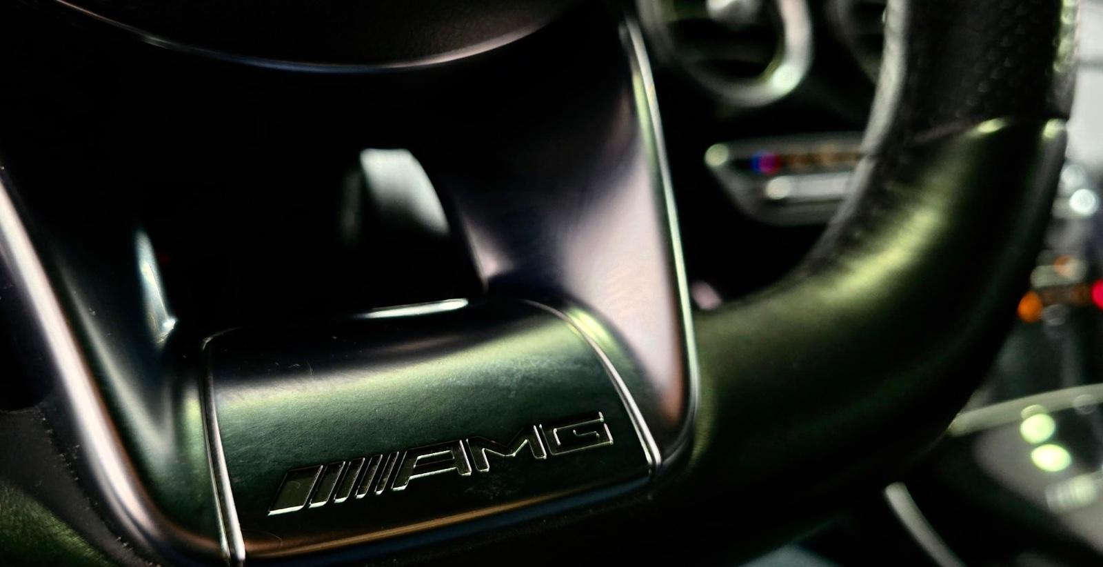 MERCEDES-BENZ C - 63 AMG - 476 CV - BVA - ENTRETIEN MERCEDES