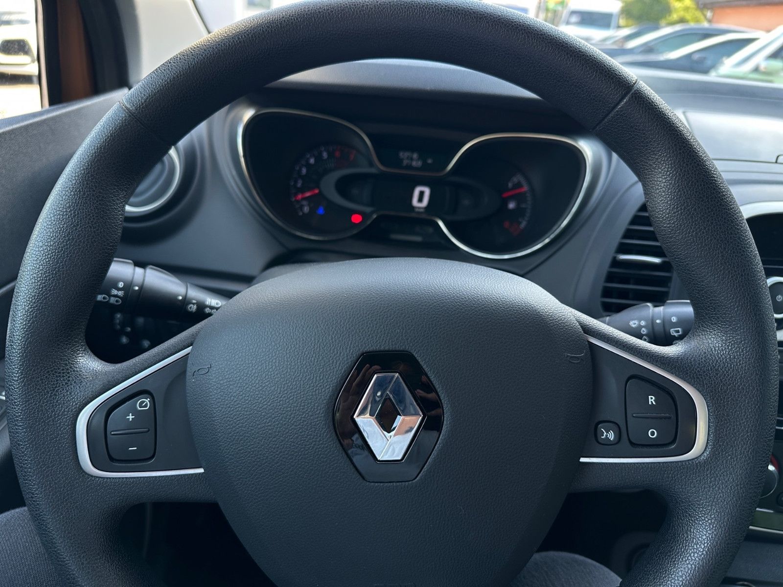 Renault Captur Life – Bild 17