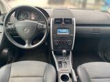 Mercedes-Benz A 170 Avantgarde Navi PDC Klimaaut. Panorama - Mercedes-Benz A 170 Gebrauchtwagen