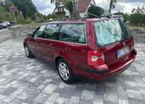 Volkswagen Passat 1.8 T tiptronic Comfortline - Volkswagen Passat mit Benzin-Antrieb: Kombi, 1.8