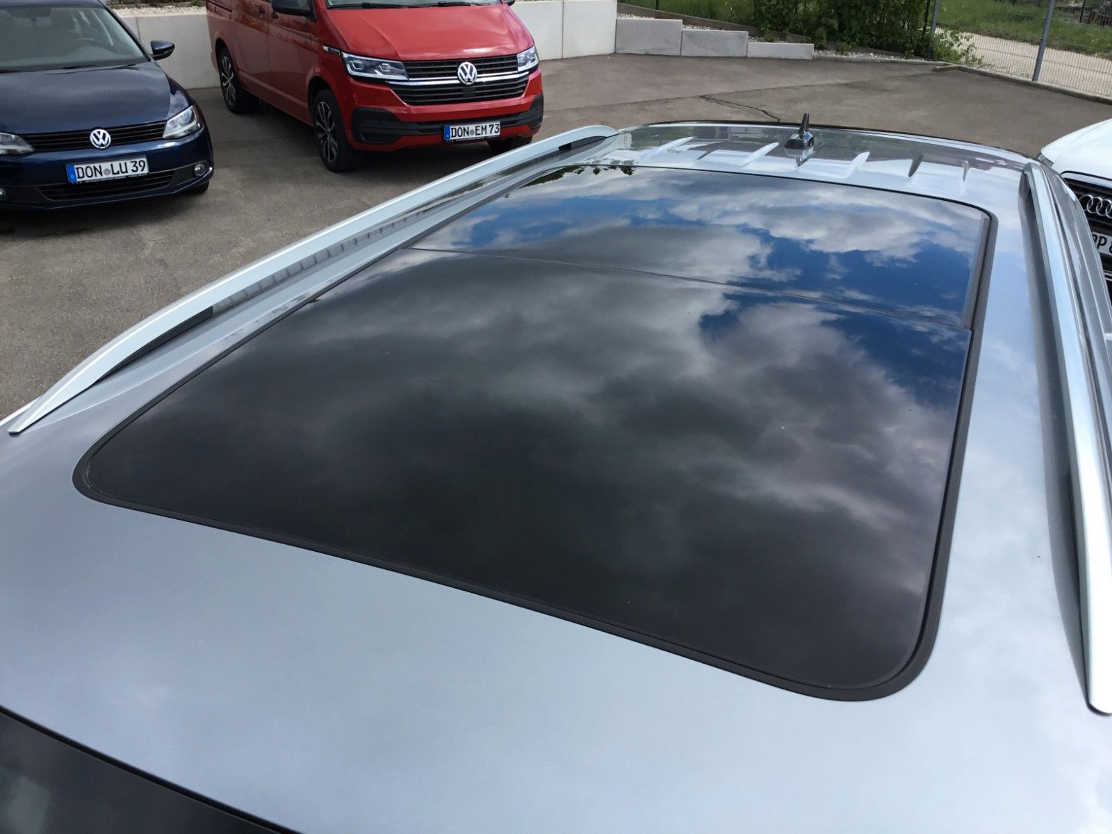 Fahrzeugabbildung Volkswagen Tiguan Allspace 2.0TDI DSG 4M R-Line+Standheizun
