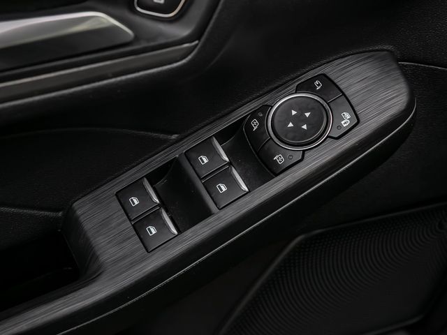 Ford Kuga Titanium X ABSTANDSTEMPOMAT LENK-PARKASSI.