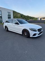 Mercedes-Benz C 220 d 4MATIC T Autom. AMG Line Night Paket