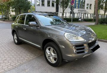 Porsche Cayenne - 3