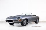 Jaguar E-Type "E" 4.2 OTS - Nut & Bolt Restored - 5-spe - silberne Jaguar E-Type