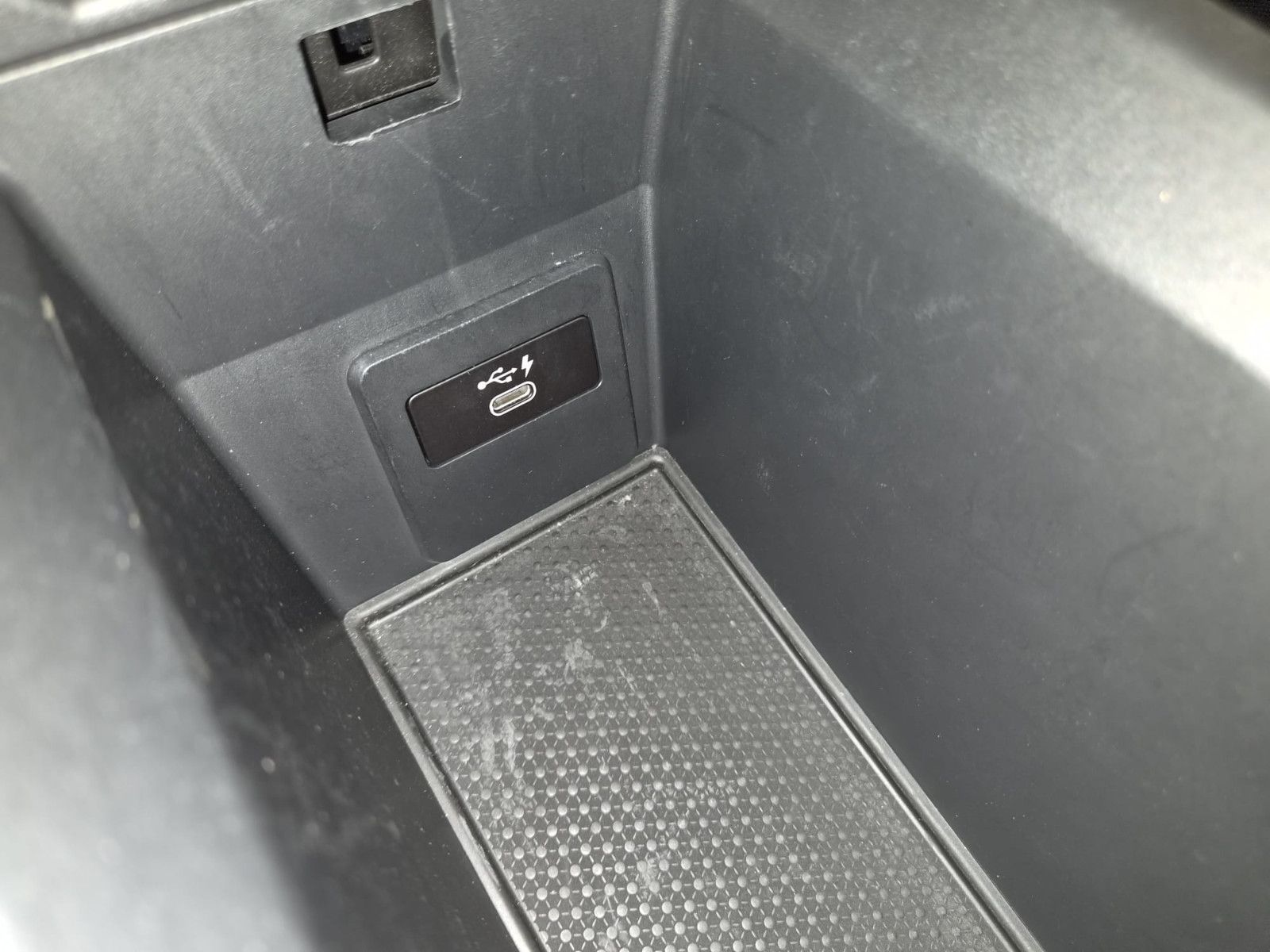 Fahrzeugabbildung BMW M135i xDrive / KAMERA / NAVI / HK Sound