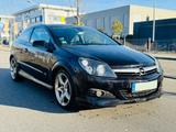 Opel Astra 1.9CDTI GTC OPC- LINE - Opel Astra mit Diesel-Antrieb: Coupe, 1.9