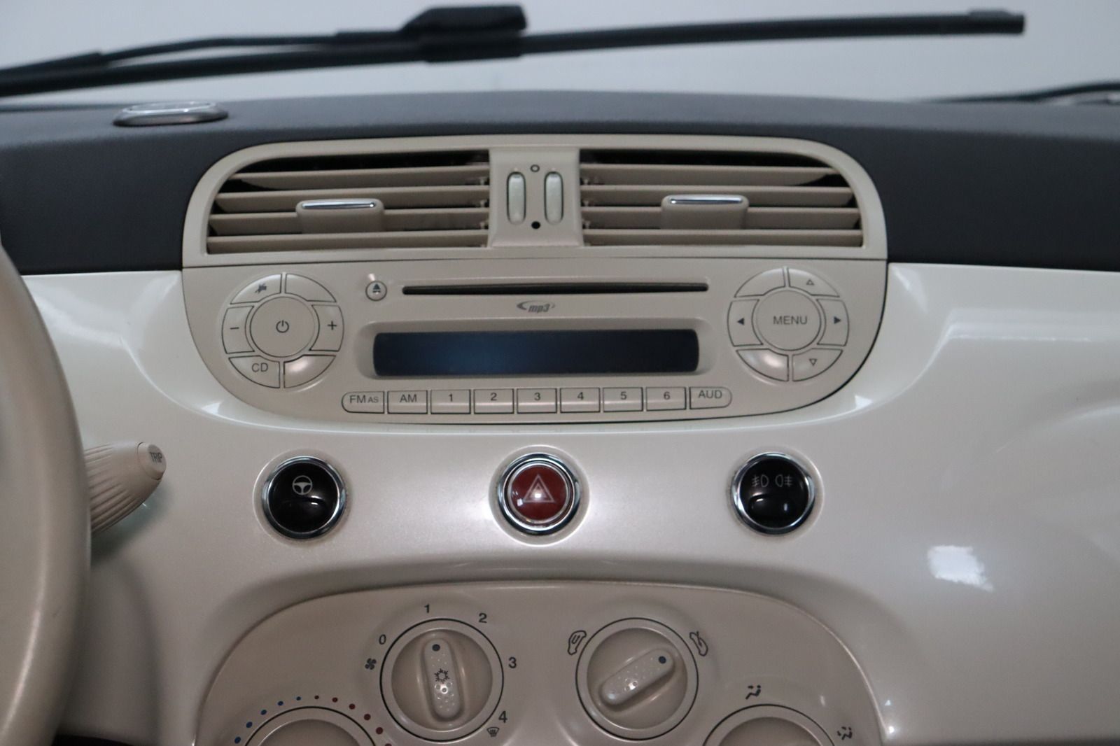 Fahrzeugabbildung Fiat 500 1.2 8V Lounge * Klima * Alu