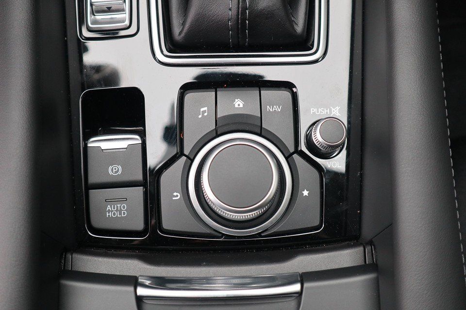 Fahrzeugabbildung Mazda 6 Exclusive-Line G-165 NAVI ACAA 360° MATRIX BOS