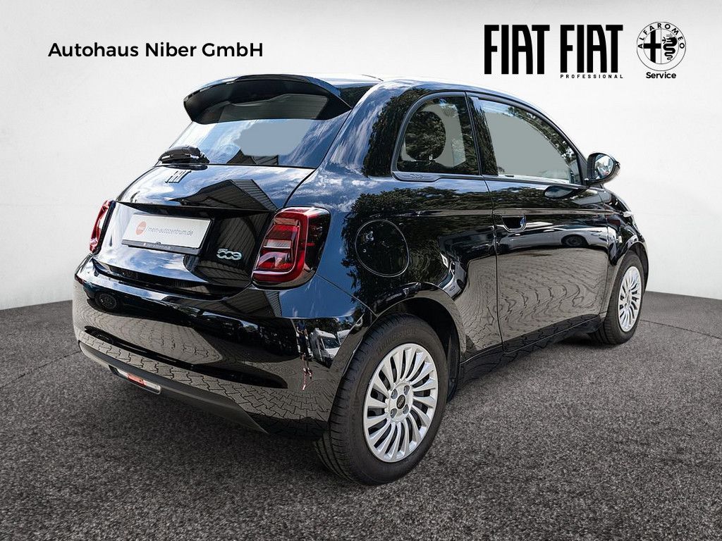 Fahrzeugabbildung Fiat 500e Action 23,8 kWh KLIMA SHZ CARPLAY