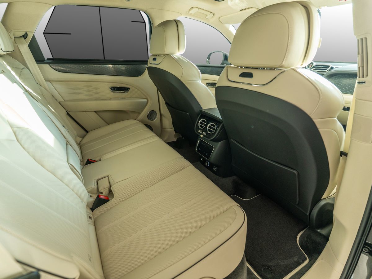 Bentley Bentayga - Bild 17