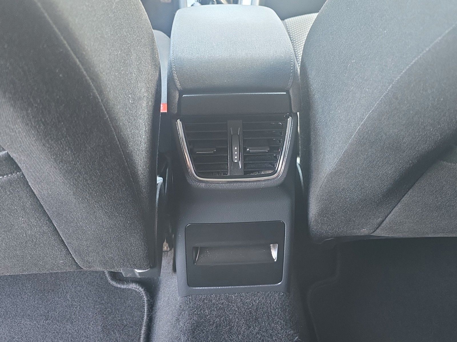 Fahrzeugabbildung SKODA Octavia 1.4 TSI Green tec Ambition Aus 1.Hand