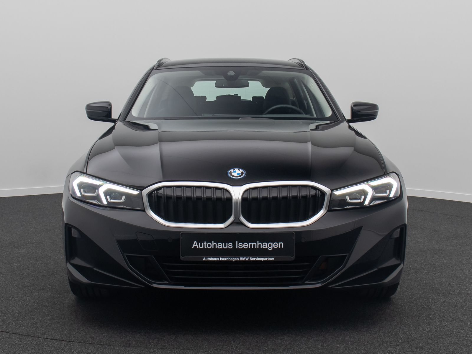 Fahrzeugabbildung BMW 330e WidscreenDispl AHK DAB Leder Sport Stop&Go