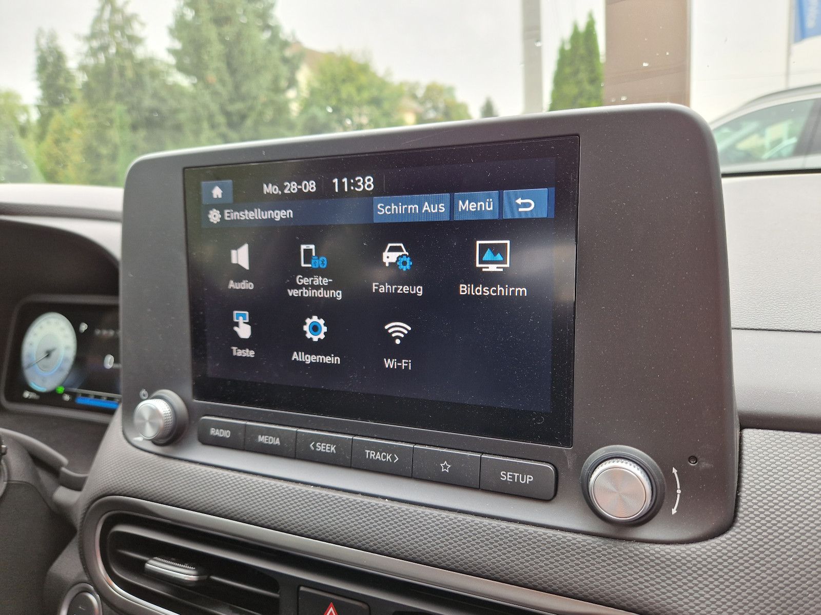 Fahrzeugabbildung Hyundai KONA Elektro SELECT 100kw 11kw On-Board Charger