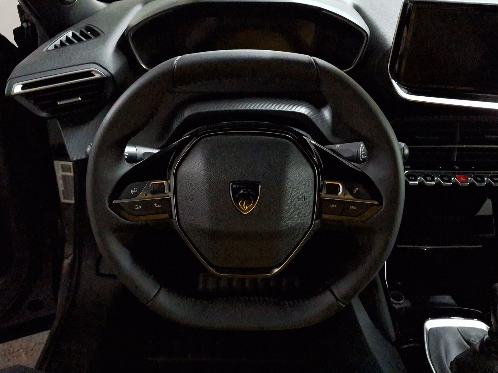 Peugeot 2008 - Bild 9