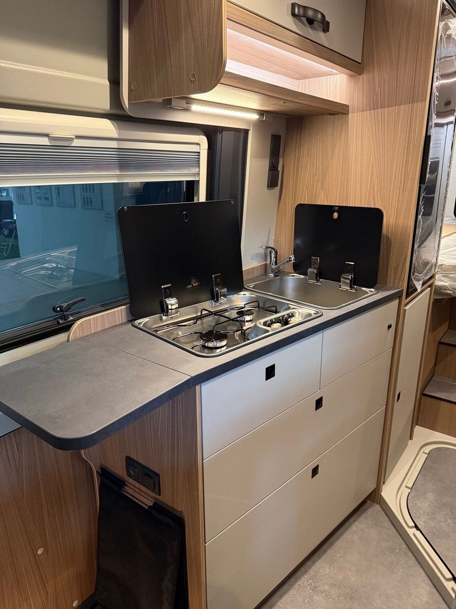 Fahrzeugabbildung Pössl Roadcruiser Citroen 180 PS Autom, 180 PS, LED