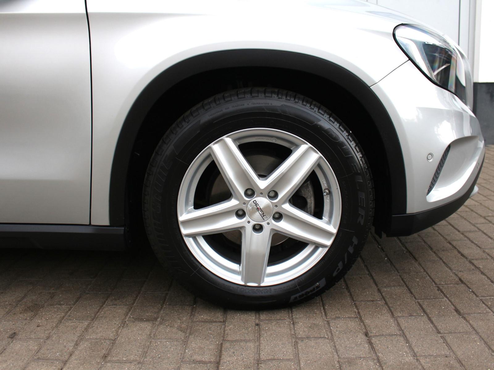 Mercedes-Benz GLA 200 CDI AT 4Matic Navi PDC SHZ Tempomat WR
