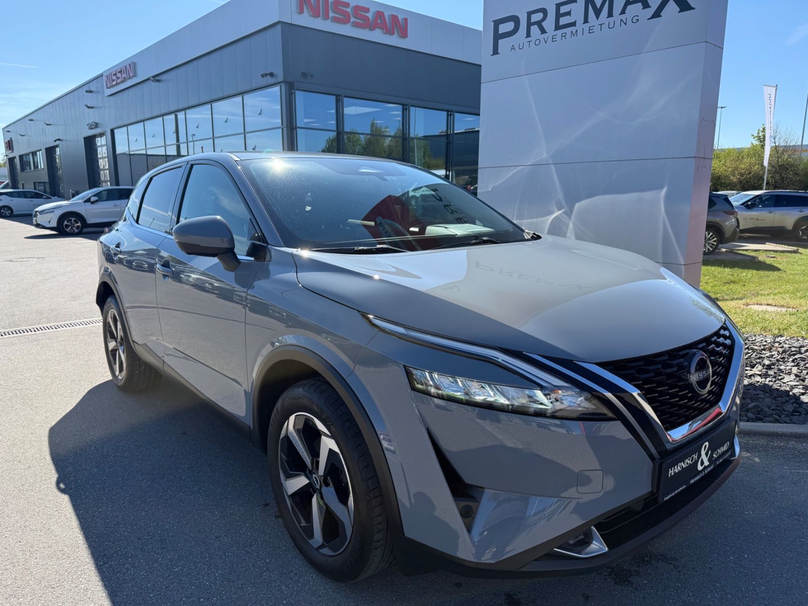 Fahrzeugabbildung Nissan Qashqai N-Connecta 360° Kamera, Navi, Winterpa.