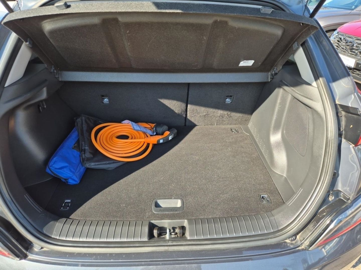 Fahrzeugabbildung Hyundai KONA Prime Elektro  Navi Leder Soundsystem Klima