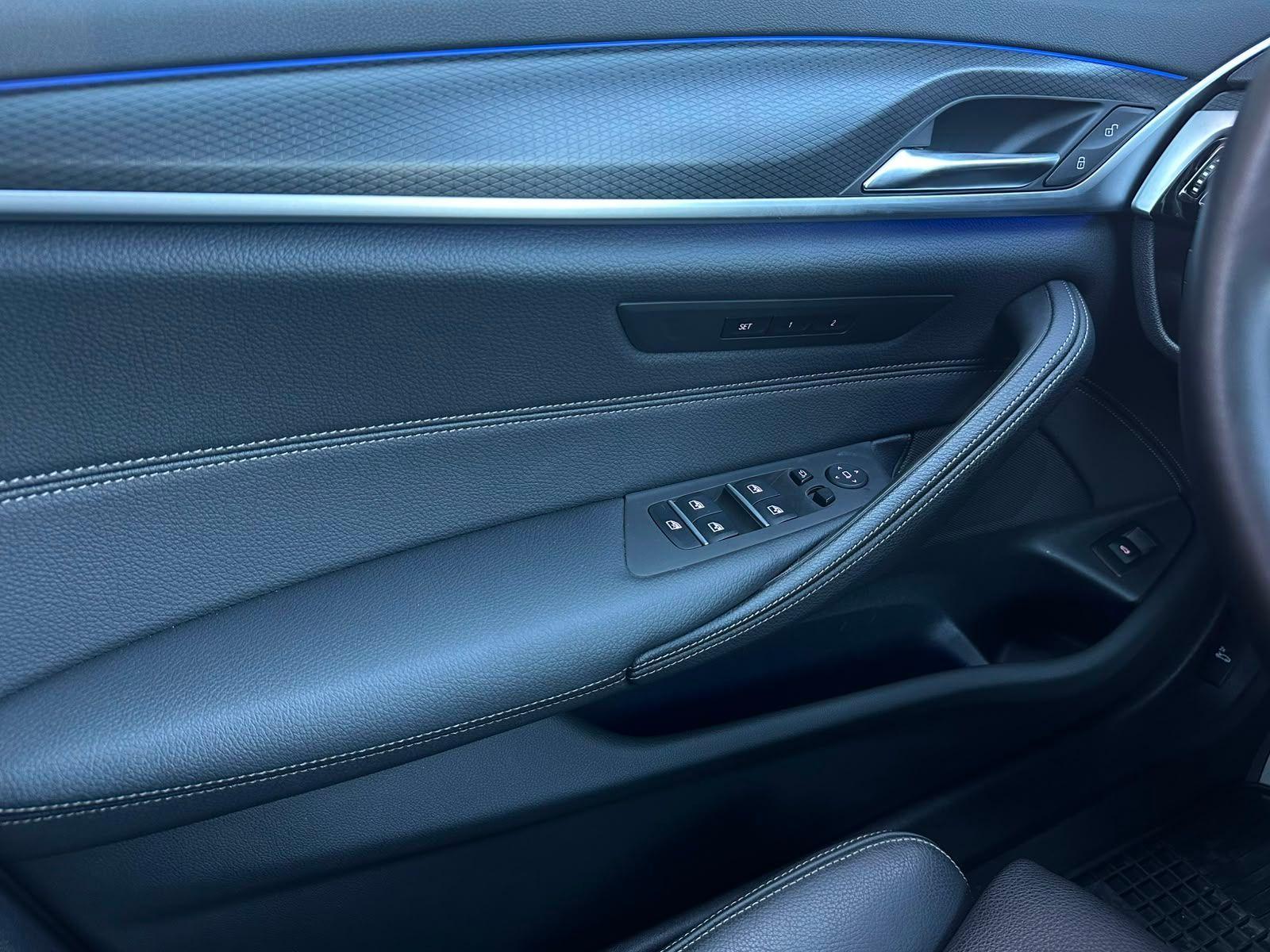 BMW 530i M SPORT PAKET HUD#LASER#ACC#PANO#LEDER#AHK
