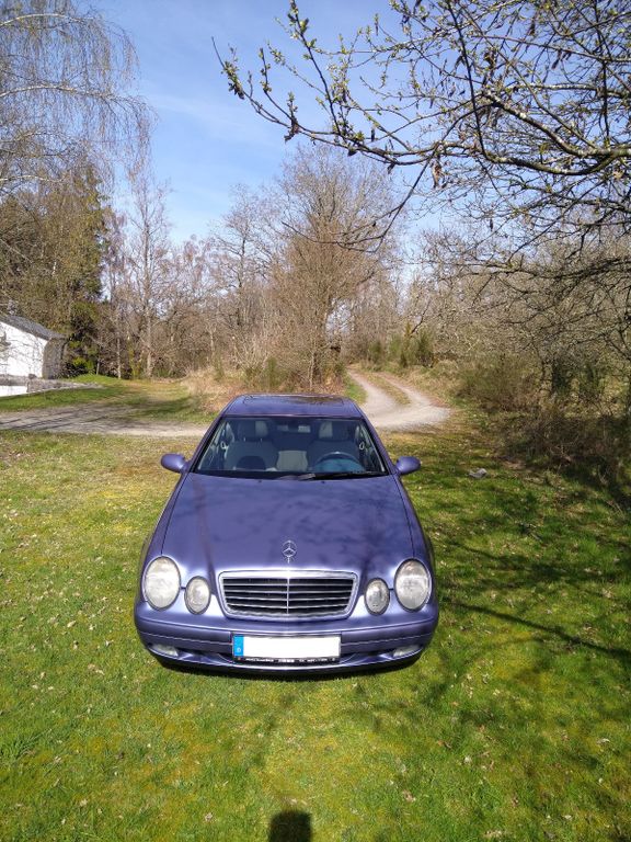 Mercedes-Benz CLK 200