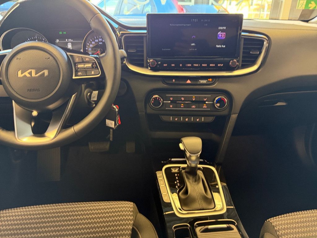 Fahrzeugabbildung Kia Ceed 1.5 T-GDI Vison