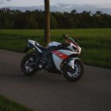 Yamaha R1 RN22 - YAMAHA WEIß R1