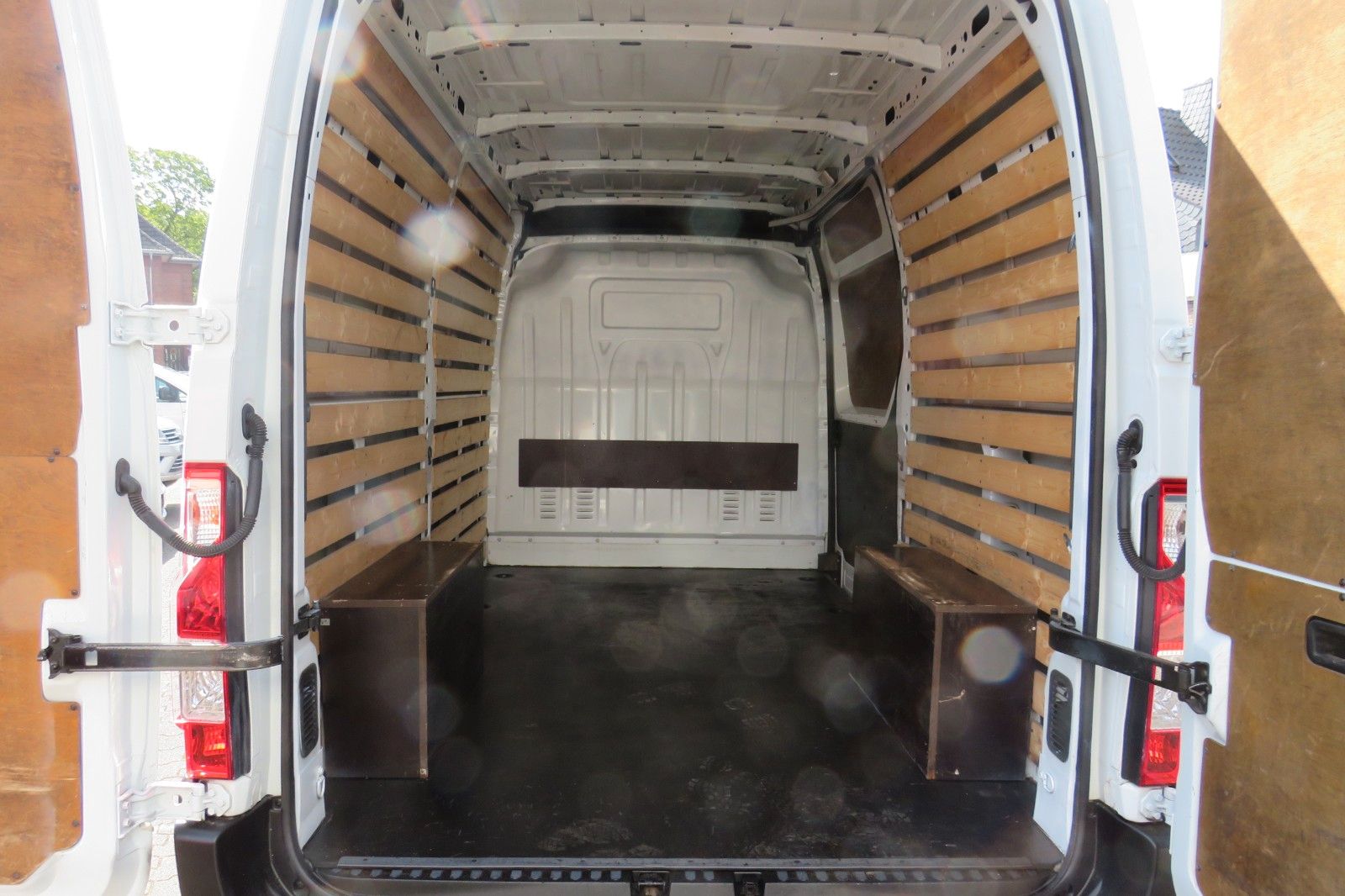 Fahrzeugabbildung Renault Master III Kasten L2H2 HKa 3,5t