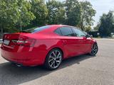 Skoda Superb 2.0 TSI 206kW DSG 4x4 SportLine SportLine - rote Skoda Superb