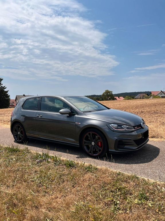 Image of Volkswagen Golf