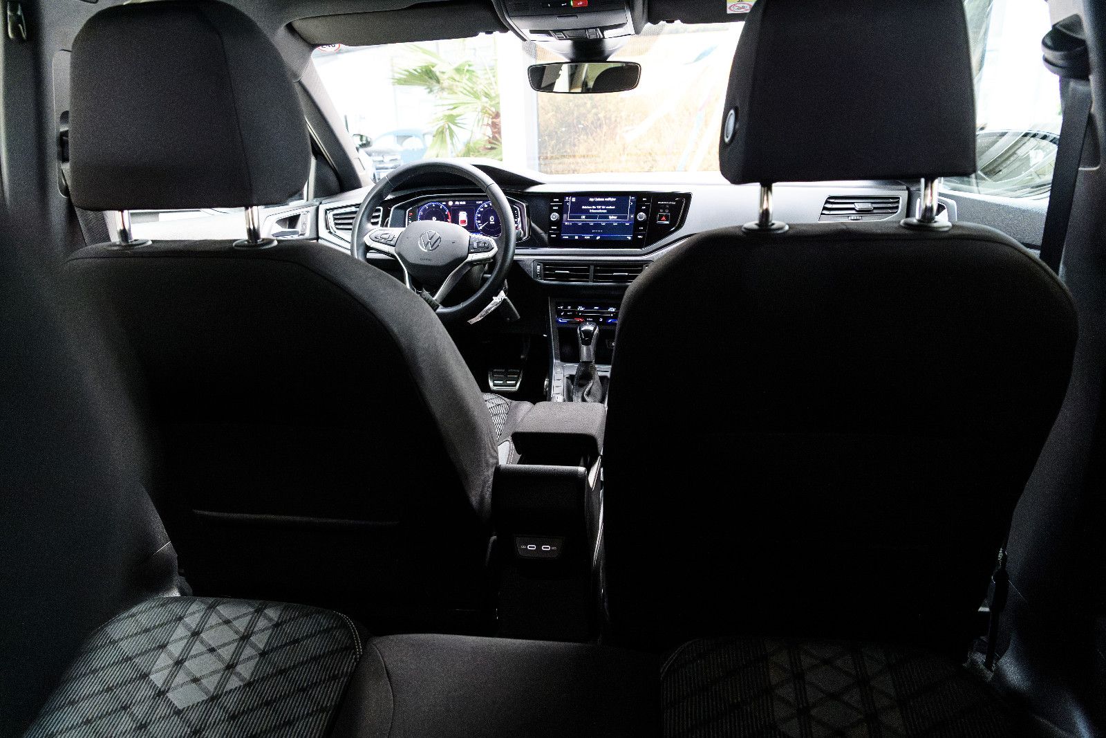 Fahrzeugabbildung Volkswagen Taigo R-Line 1.5 TSI DSG IQ-LED+AHK+KAMERA+ACC