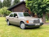 Mercedes-Benz 230 E - W124 - restauriert -... - Mercedes-Benz 230: W124 230e