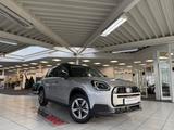 MINI Cooper C Countryman AUT/LED/CAM/AHK/HUD/Paket M - MINI Cooper C Countryman mit Schiebedach