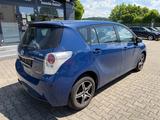 Toyota Verso 1,6 Comfort *KAMERA*MFL*SCHECKHEFTGEPFLEGT - blaue Toyota Verso