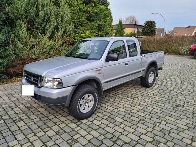 Ford Ranger Extrakabine silber Bj. 2003