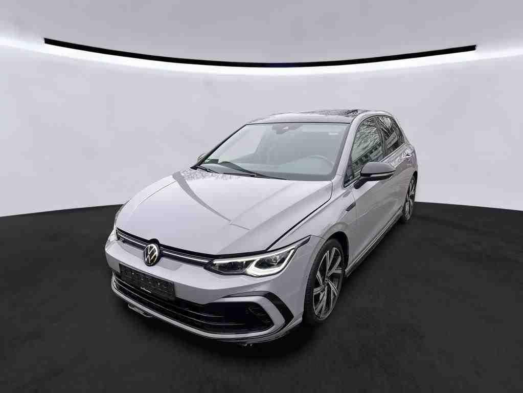 Volkswagen Golf VIII 1.5 TSI R-Line DSG