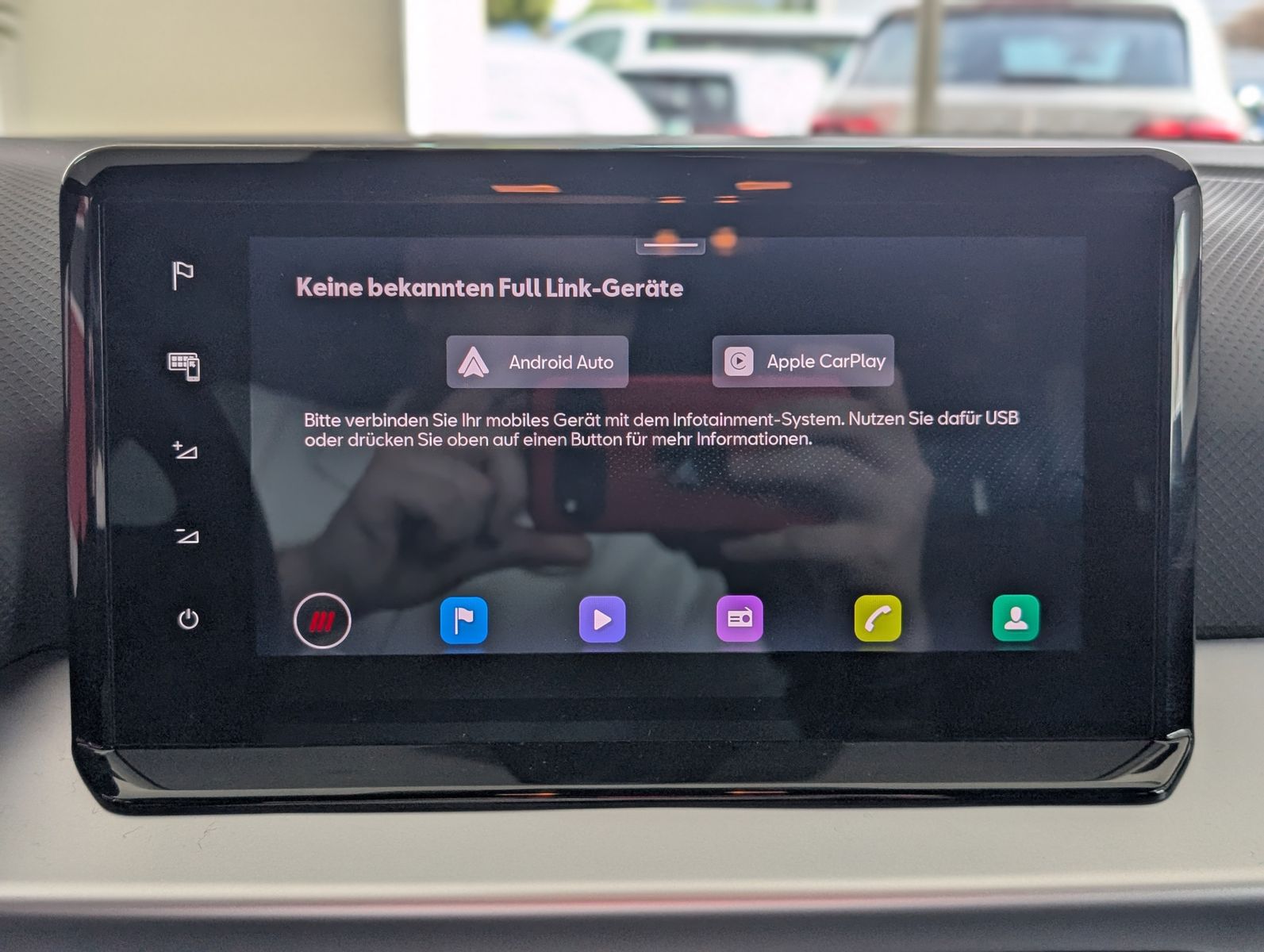 Fahrzeugabbildung SEAT Arona 1.5 TSI FR DSG ACC LED AHK KAM DINAMICA 18