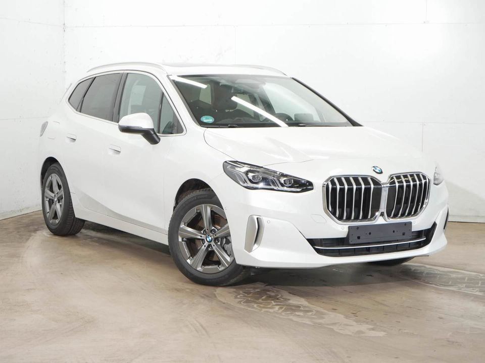 BMW 220 Active Tourer - Bild 3