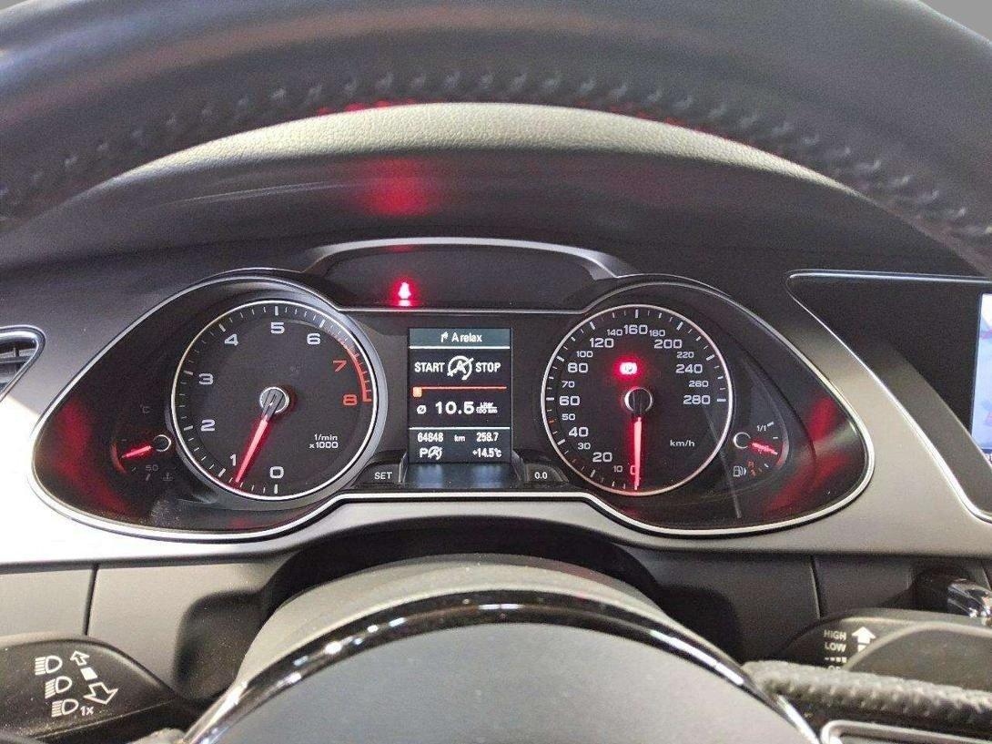 Audi A4 Avant 3.0 TFS Q S-Line APP+AHK+ALCAN+NAVI+PDC