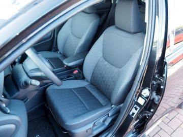 Bild 18 Toyota Yaris Hybrid Style,PDC v+h,Kamera, LED