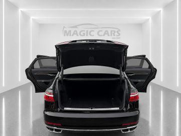 Audi A8 - 7