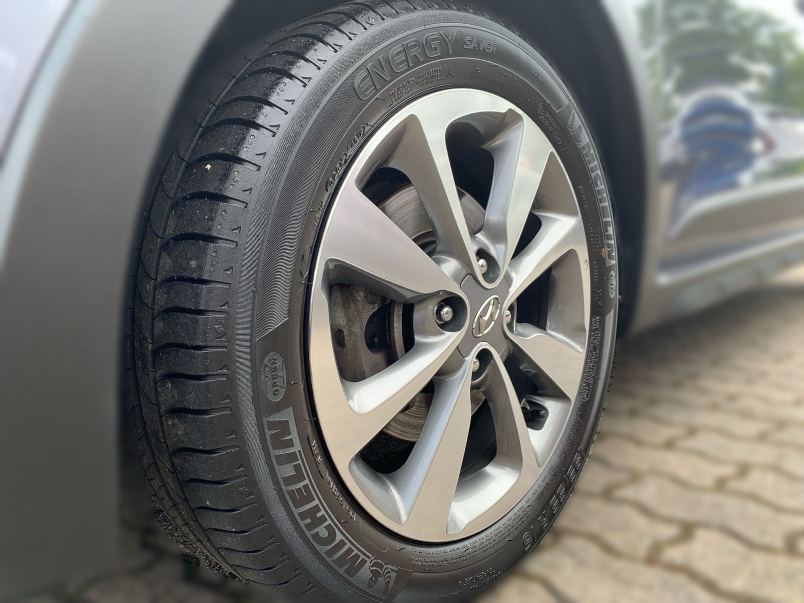 Fahrzeugabbildung Hyundai i20 Active 1.0 Trend Navi Kamera Sitzheizung
